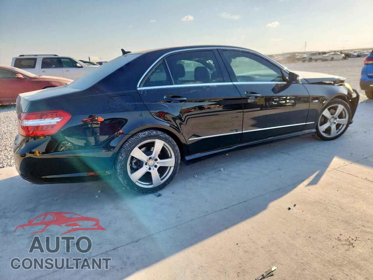 MERCEDES-BENZ E-CLASS 2012 - WDDHF5KB1CA637481