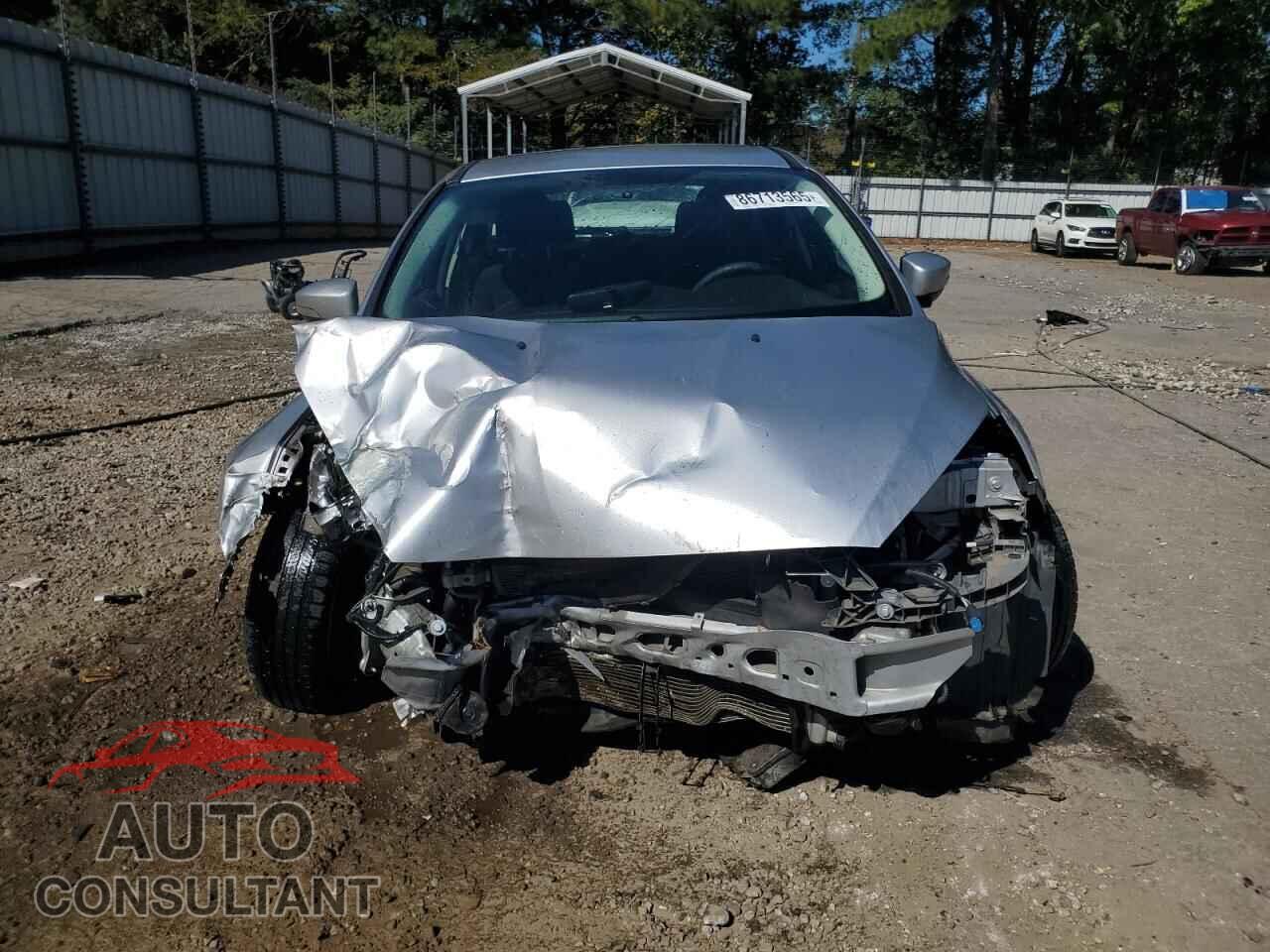 FORD FOCUS 2017 - 1FADP3K20HL327012