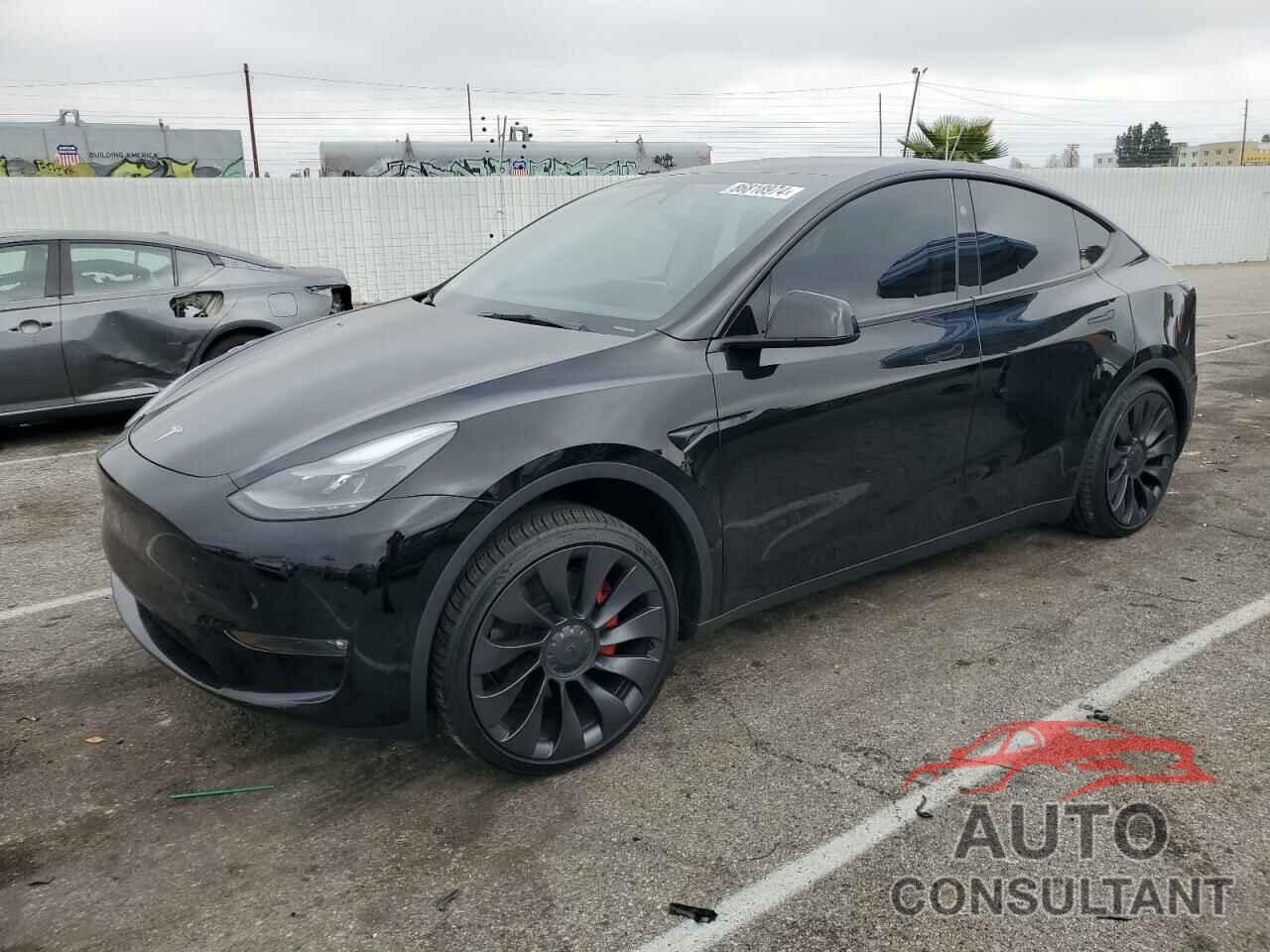 TESLA MODEL Y 2024 - 7SAYGDEF0RF057092