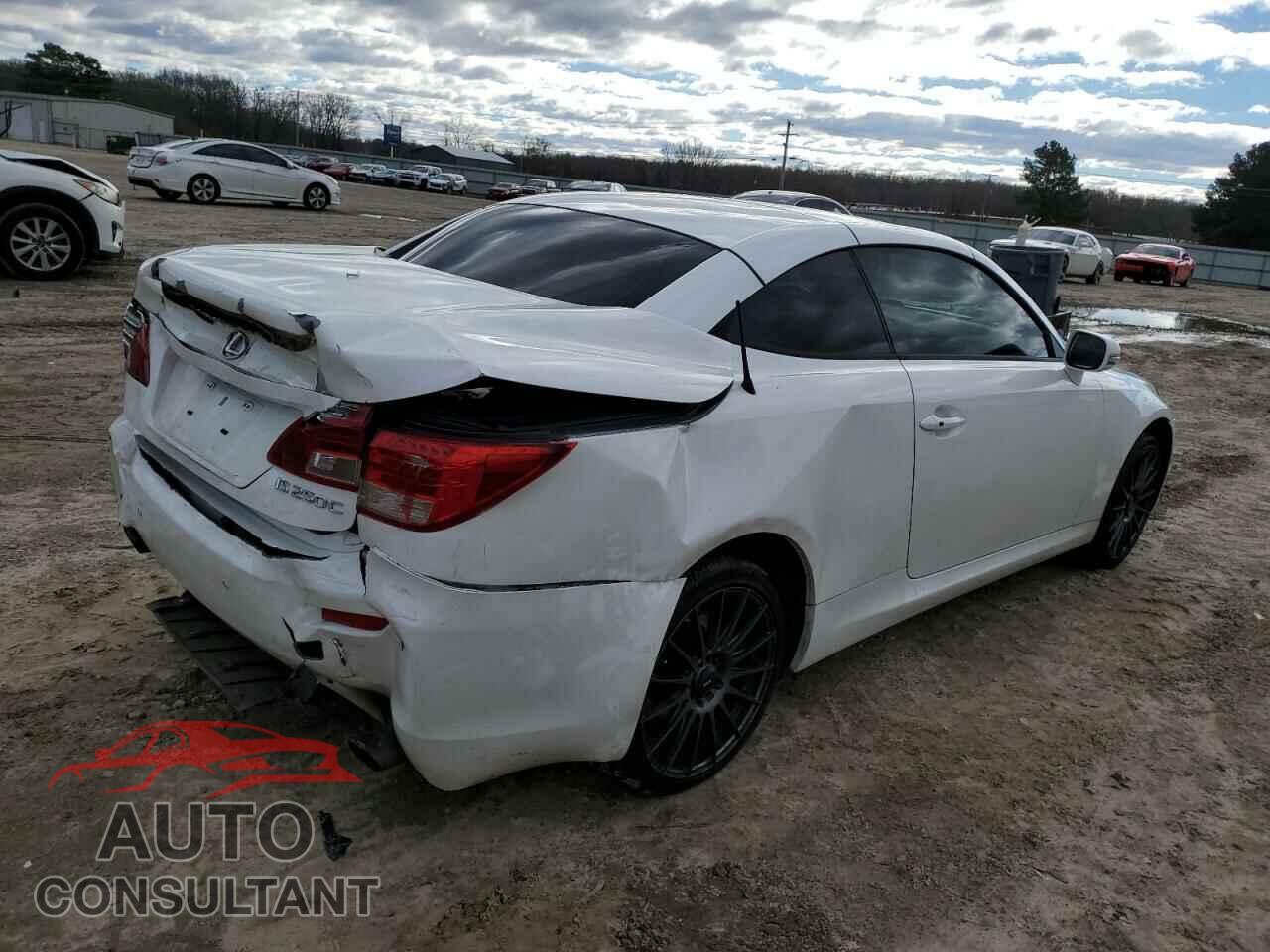 LEXUS IS 2011 - JTHFF2C21B2517458