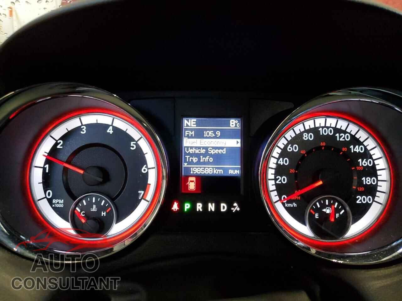 DODGE CARAVAN 2011 - 2D4RN5DG8BR632561
