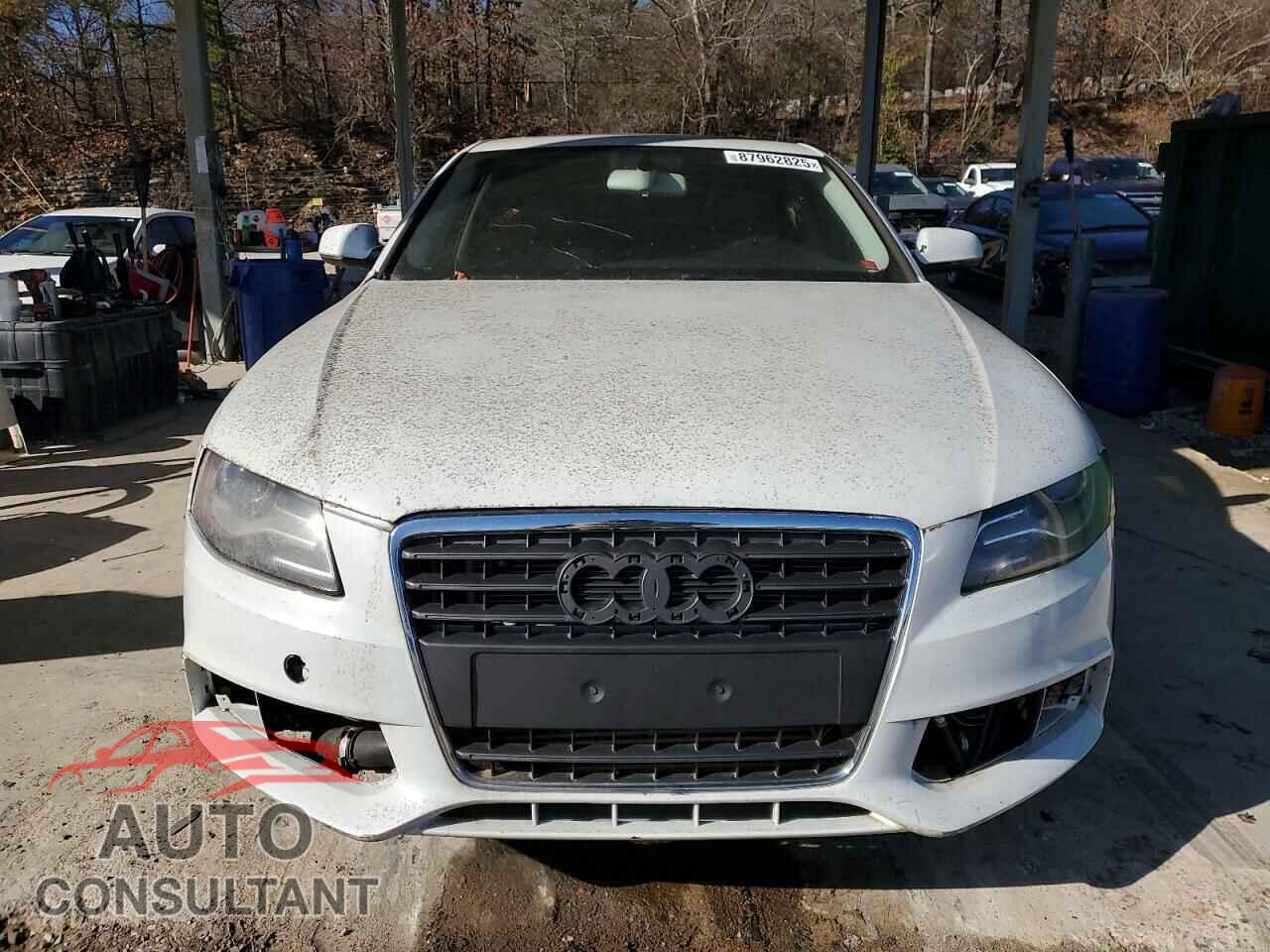 AUDI A4 2012 - WAUBFAFL0CA119855