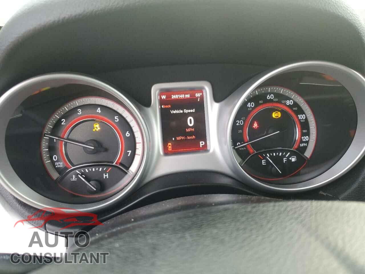 DODGE JOURNEY 2012 - 3C4PDCDG8CT304812