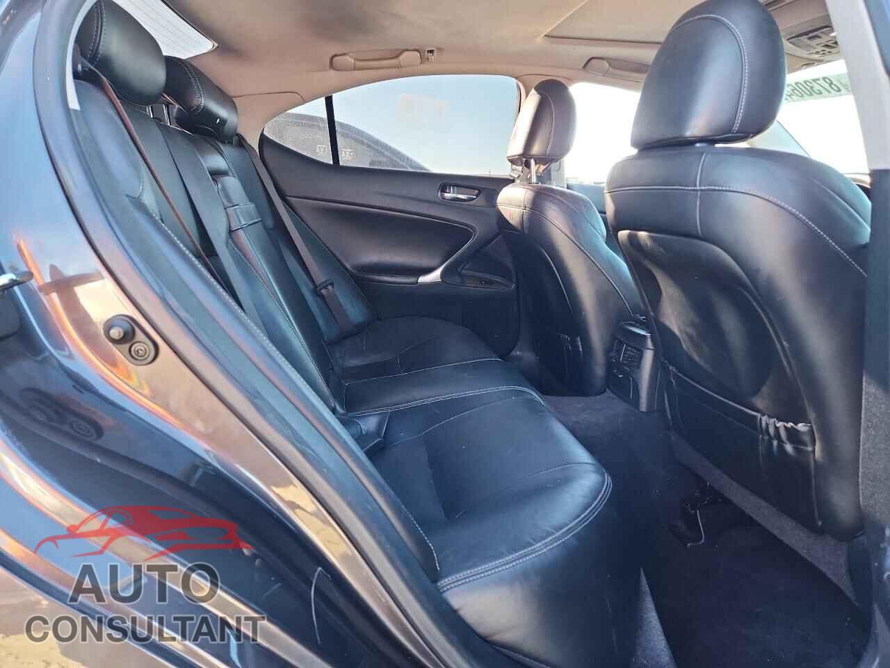 LEXUS IS 2010 - JTHCF5C27A2033894