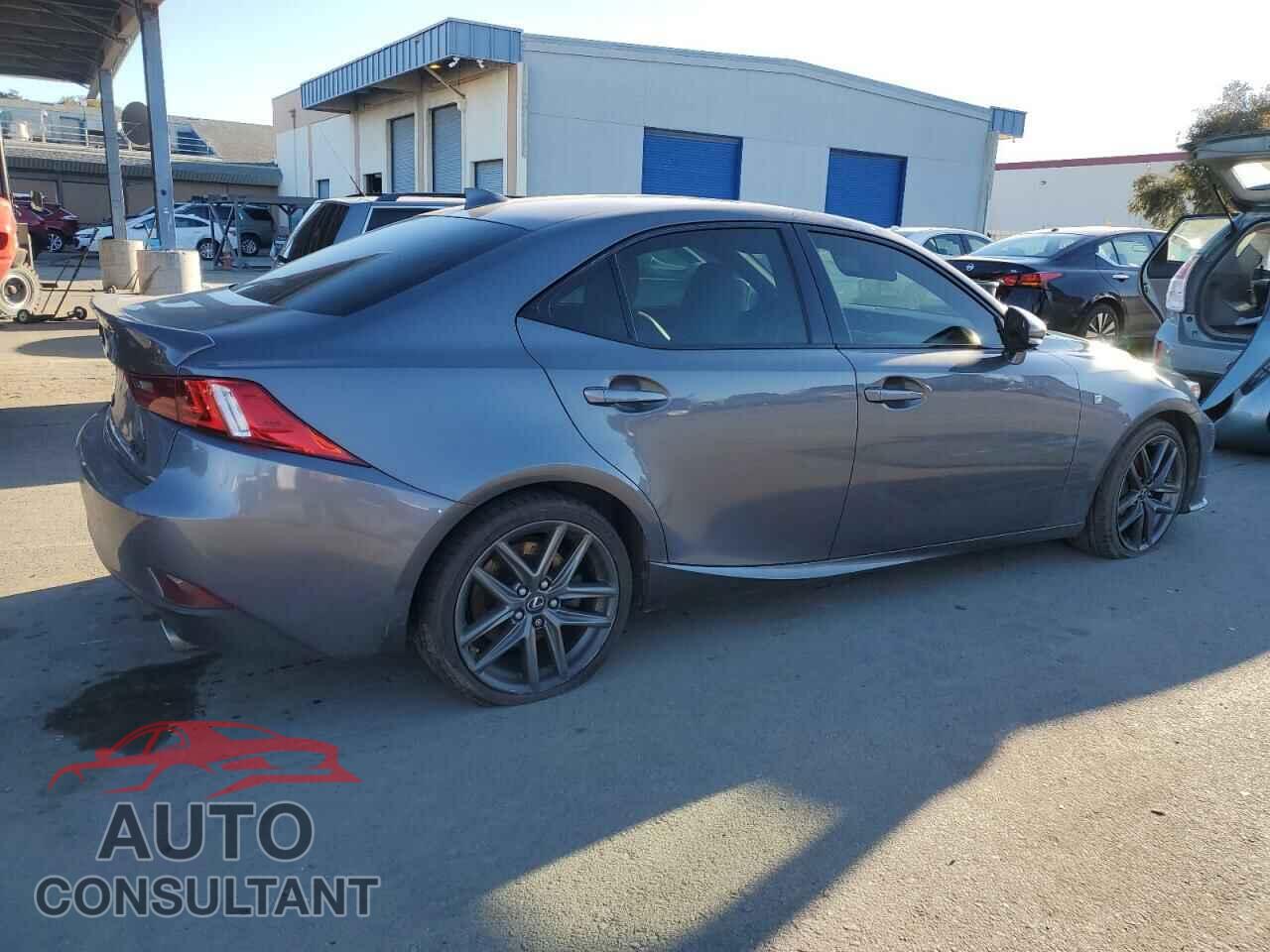 LEXUS IS 2015 - JTHBE1D28F5022091