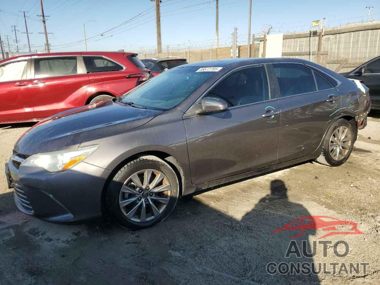 TOYOTA CAMRY 2016 - 4T4BF1FK9GR552820