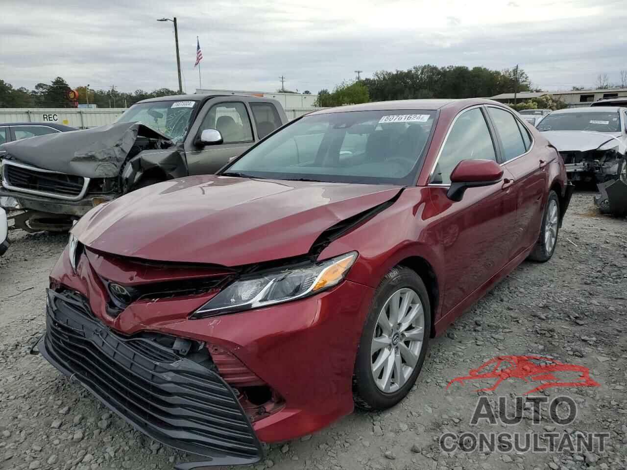 TOYOTA CAMRY 2018 - 4T1B11HK7JU638804