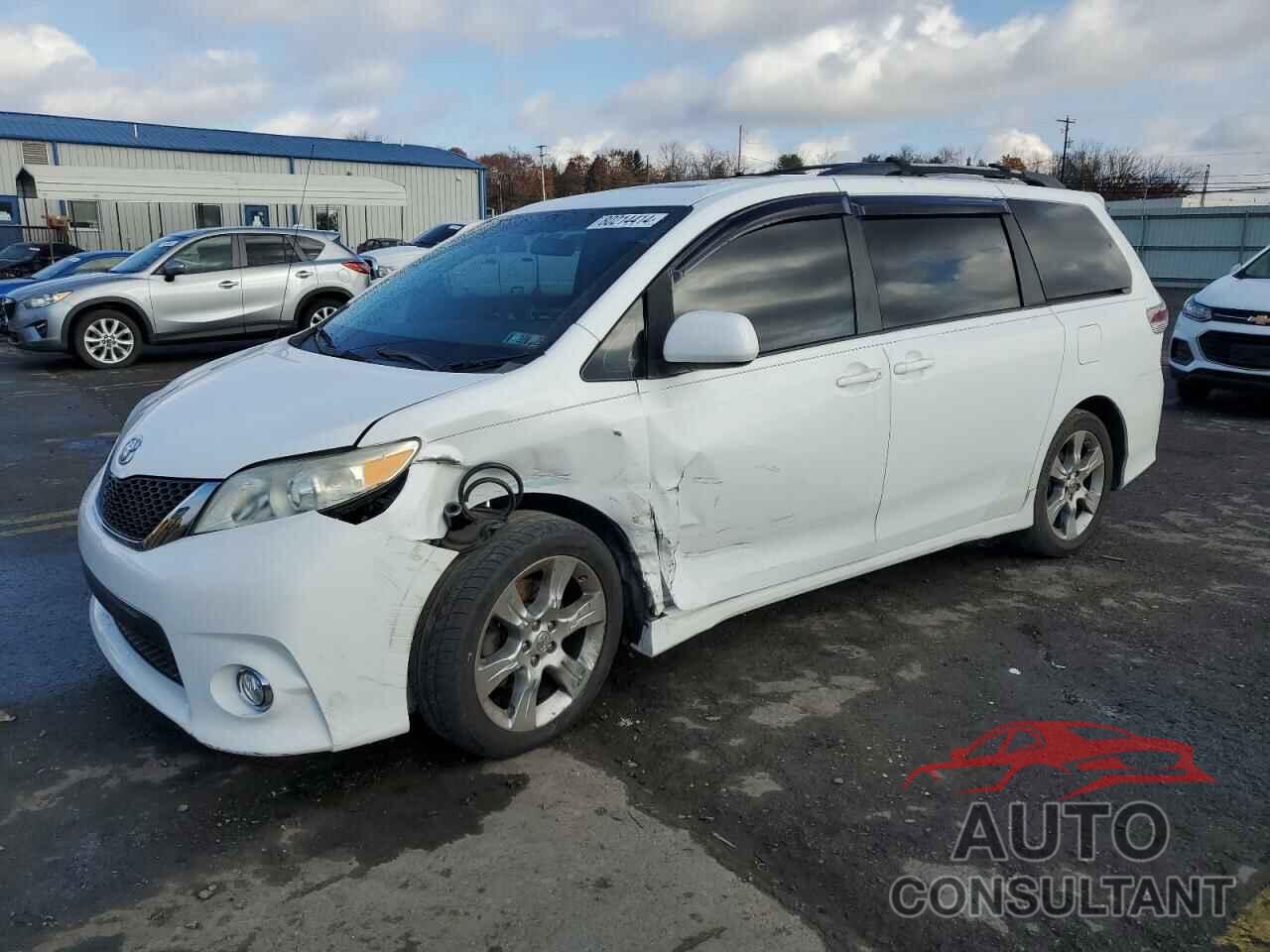 TOYOTA SIENNA 2011 - 5TDXK3DC6BS042817