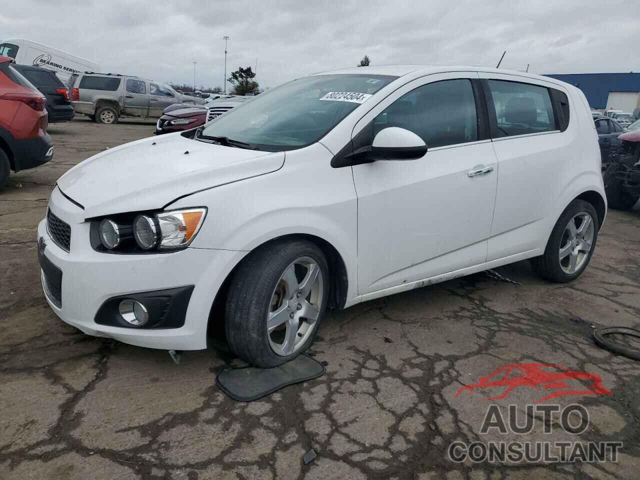 CHEVROLET SONIC 2015 - 1G1JE6SB3F4173688