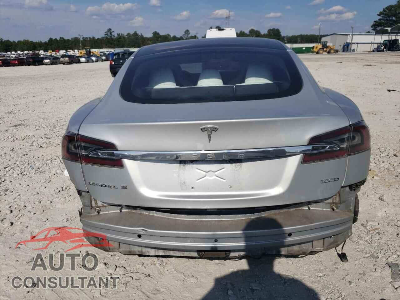TESLA MODEL S 2017 - 5YJSA1E27HF224577