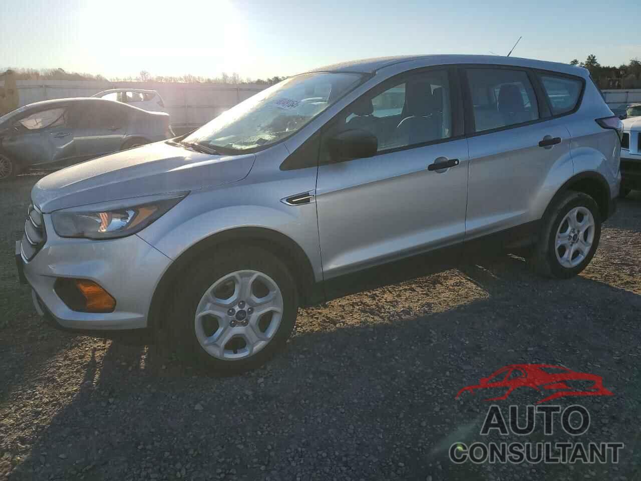 FORD ESCAPE 2018 - 1FMCU0F73JUD30260