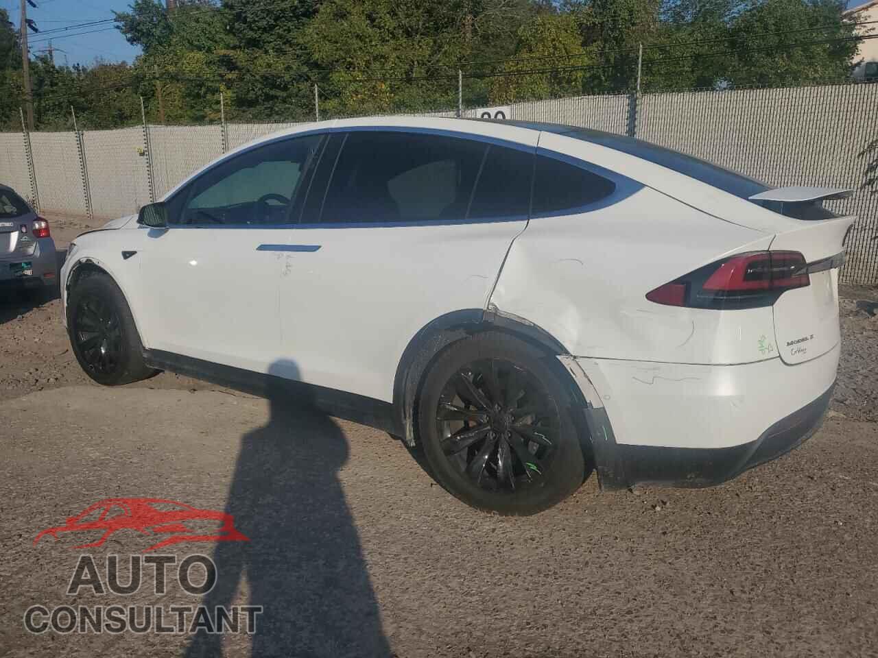 TESLA MODEL X 2017 - 5YJXCBE28HF059287