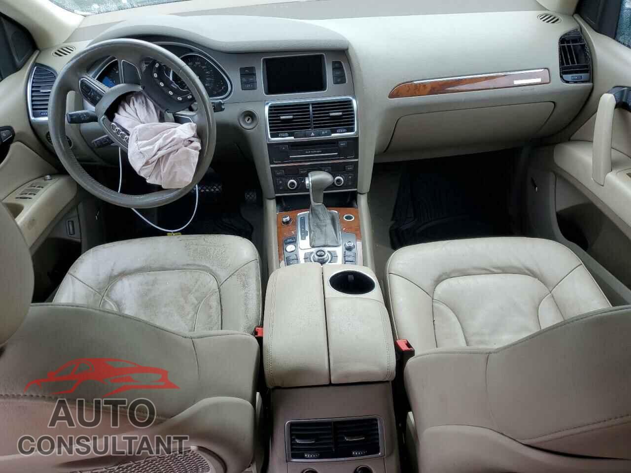 AUDI Q7 2015 - WA1LMAFE2FD001429