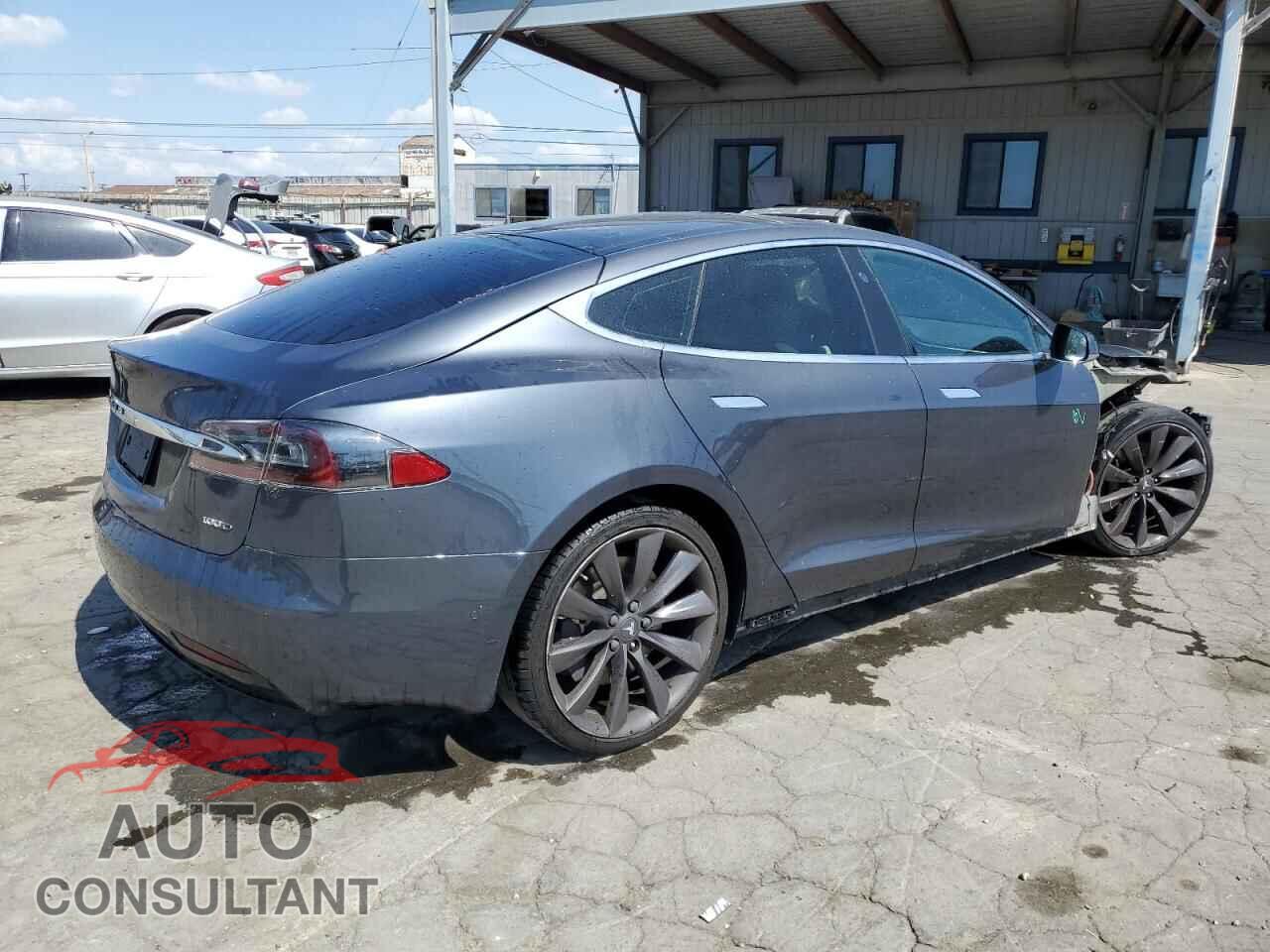 TESLA MODEL S 2017 - 5YJSA1E23HF224690