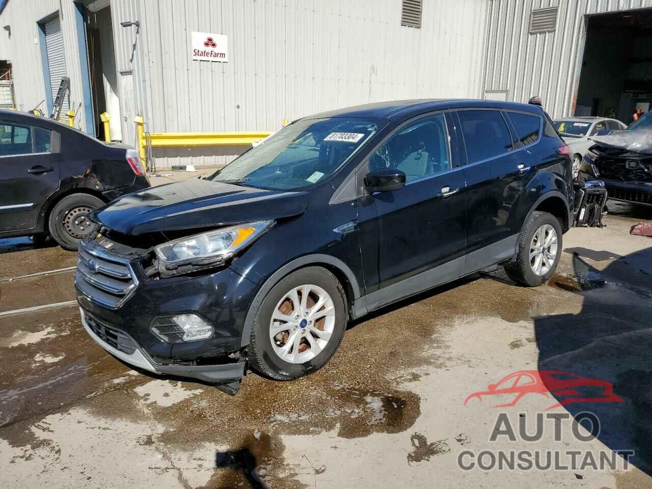 FORD ESCAPE 2017 - 1FMCU0GD8HUE17828