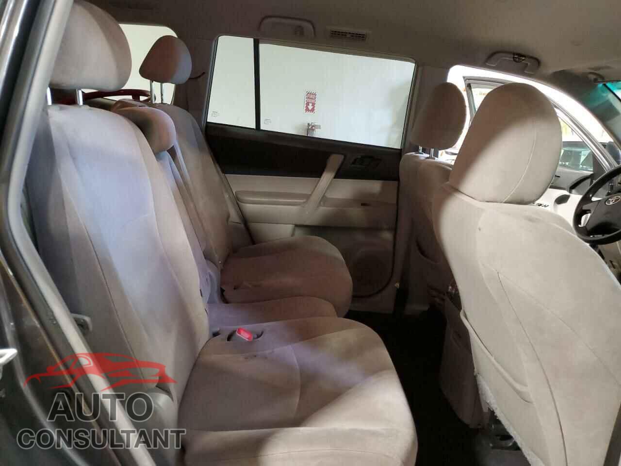 TOYOTA HIGHLANDER 2011 - 5TDZK3EH5BS049177