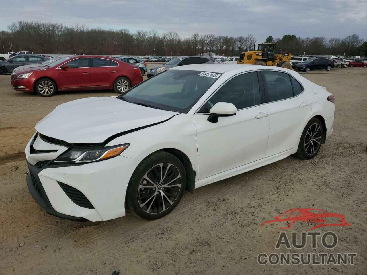 TOYOTA CAMRY 2018 - 4T1B11HK5JU560393