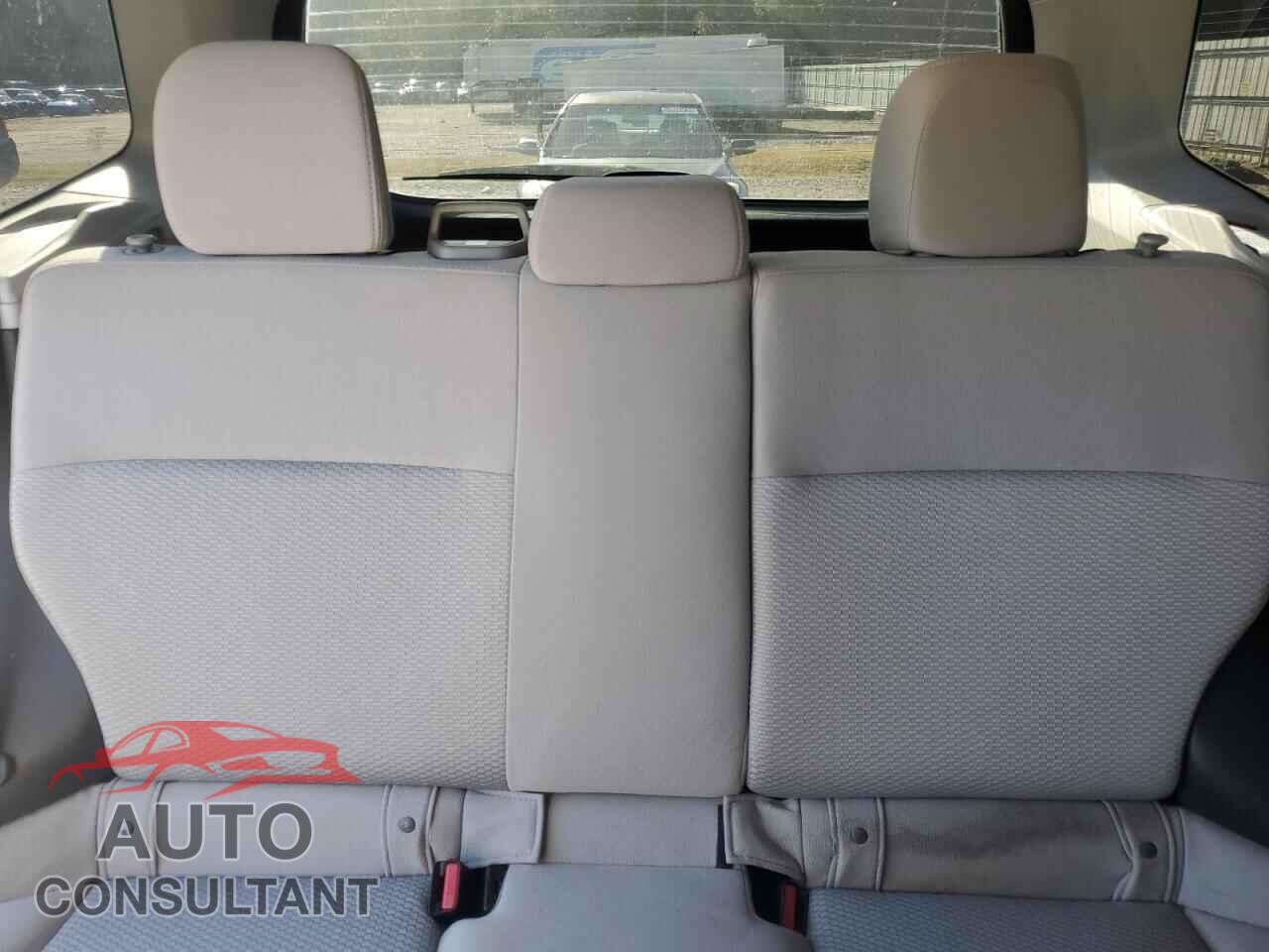 SUBARU FORESTER 2018 - JF2SJAAC5JG512237