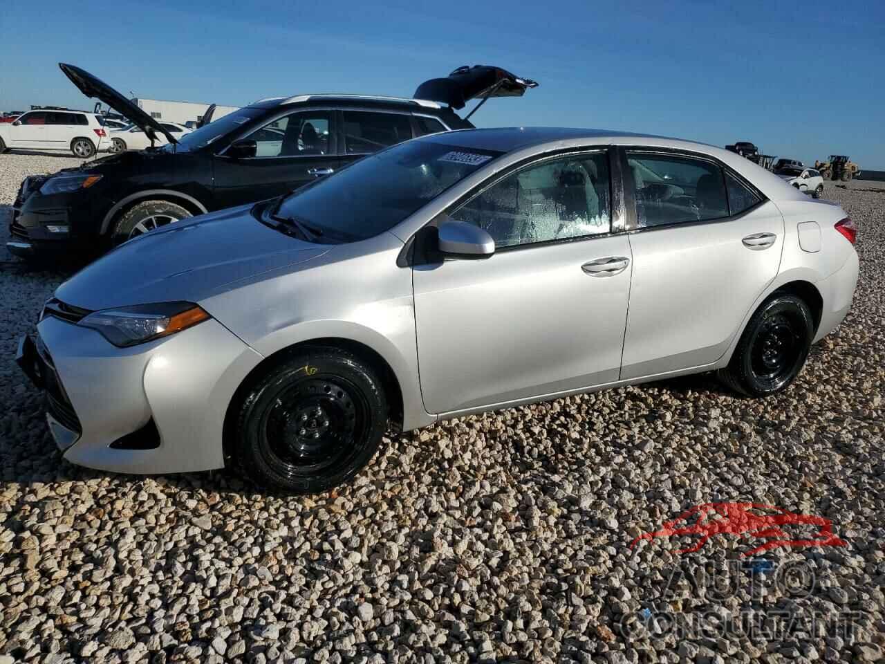 TOYOTA COROLLA 2017 - 5YFBURHEXHP580697