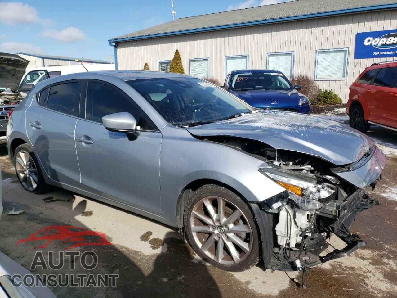 MAZDA 3 2017 - 3MZBN1L33HM155802