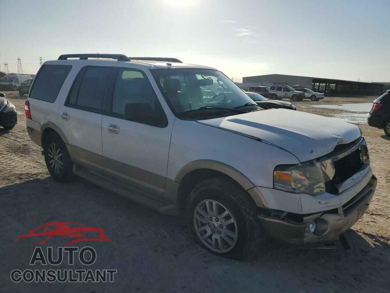 FORD EXPEDITION 2011 - 1FMJU1H56BEF47192