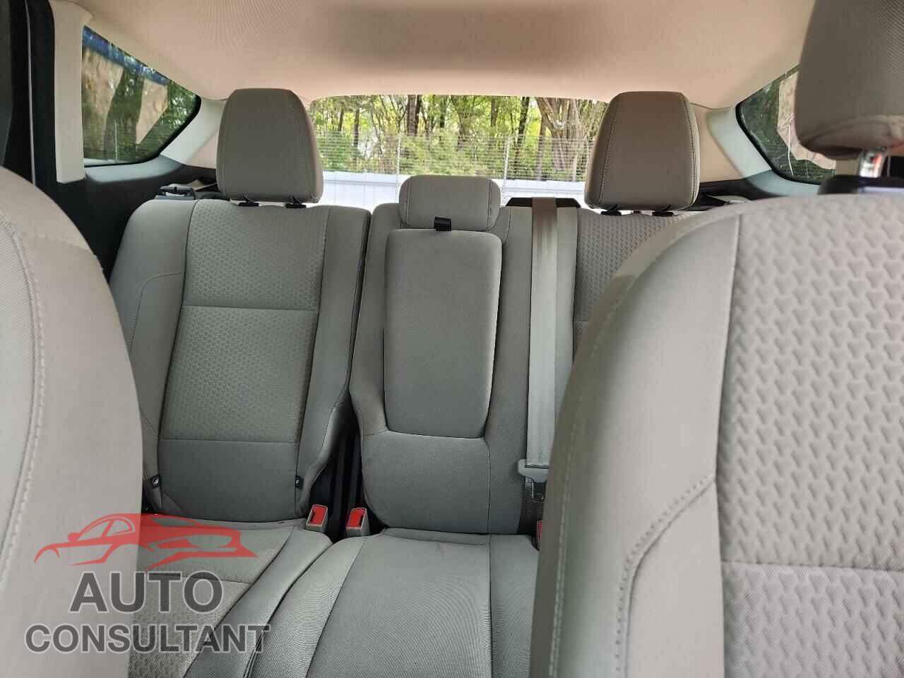 FORD ESCAPE 2017 - 1FMCU9GD2HUA18921