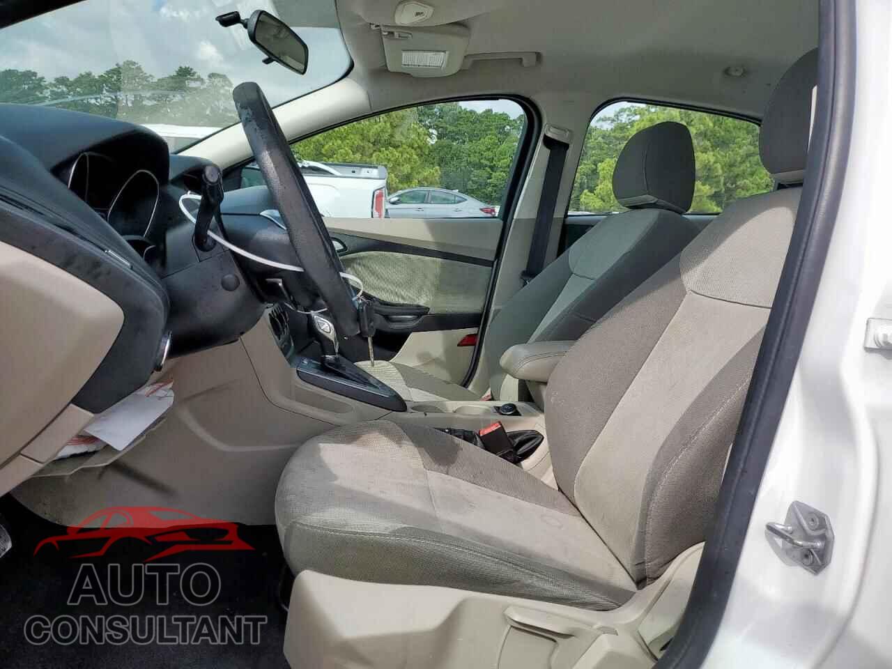 FORD FOCUS 2014 - 1FADP3F23EL337085