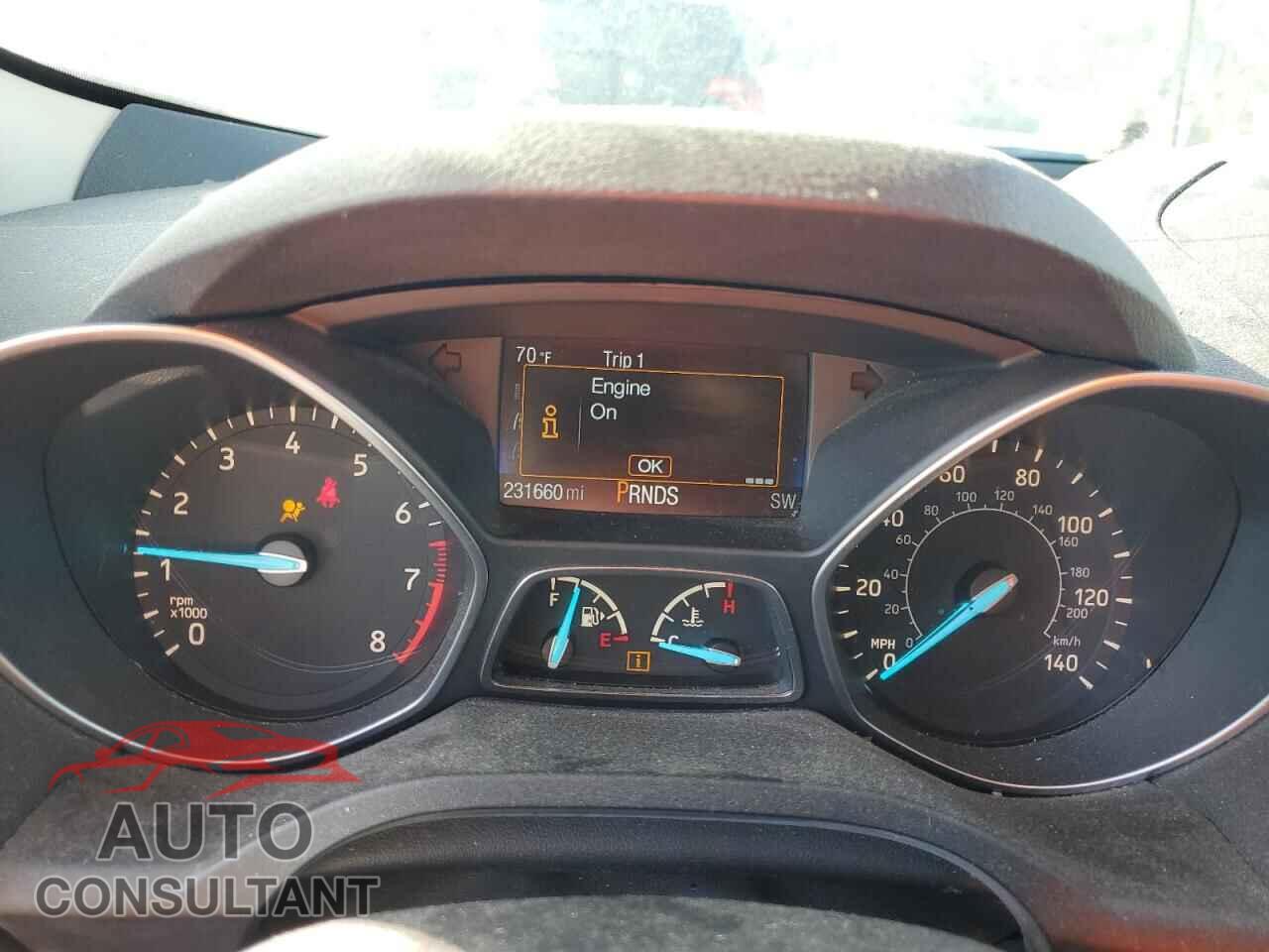 FORD ESCAPE 2017 - 1FMCU0F72HUA19123