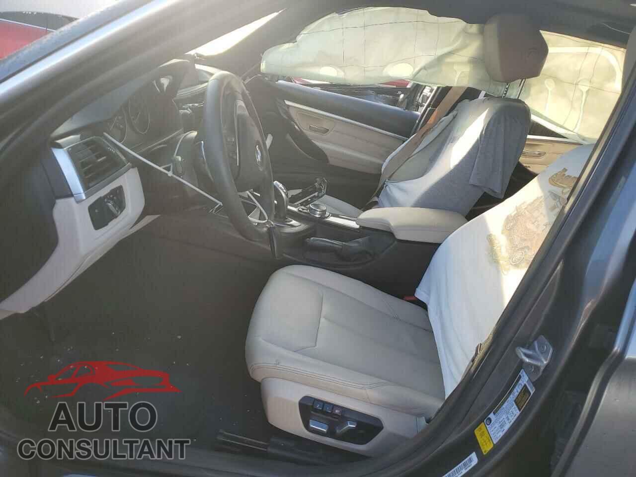 BMW 3 SERIES 2016 - WBA8E9G55GNU28019