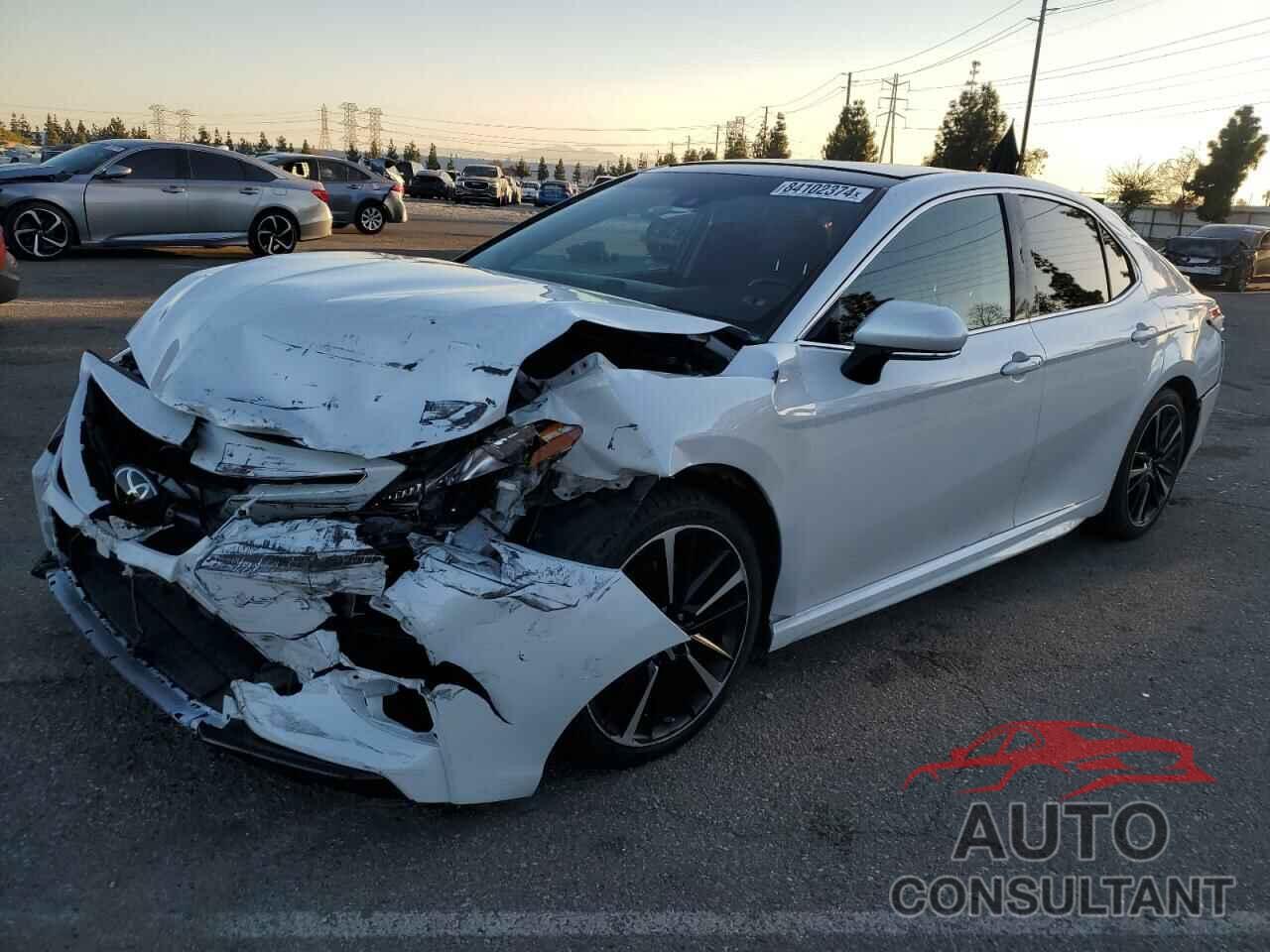 TOYOTA CAMRY 2018 - 4T1BZ1HK2JU005457
