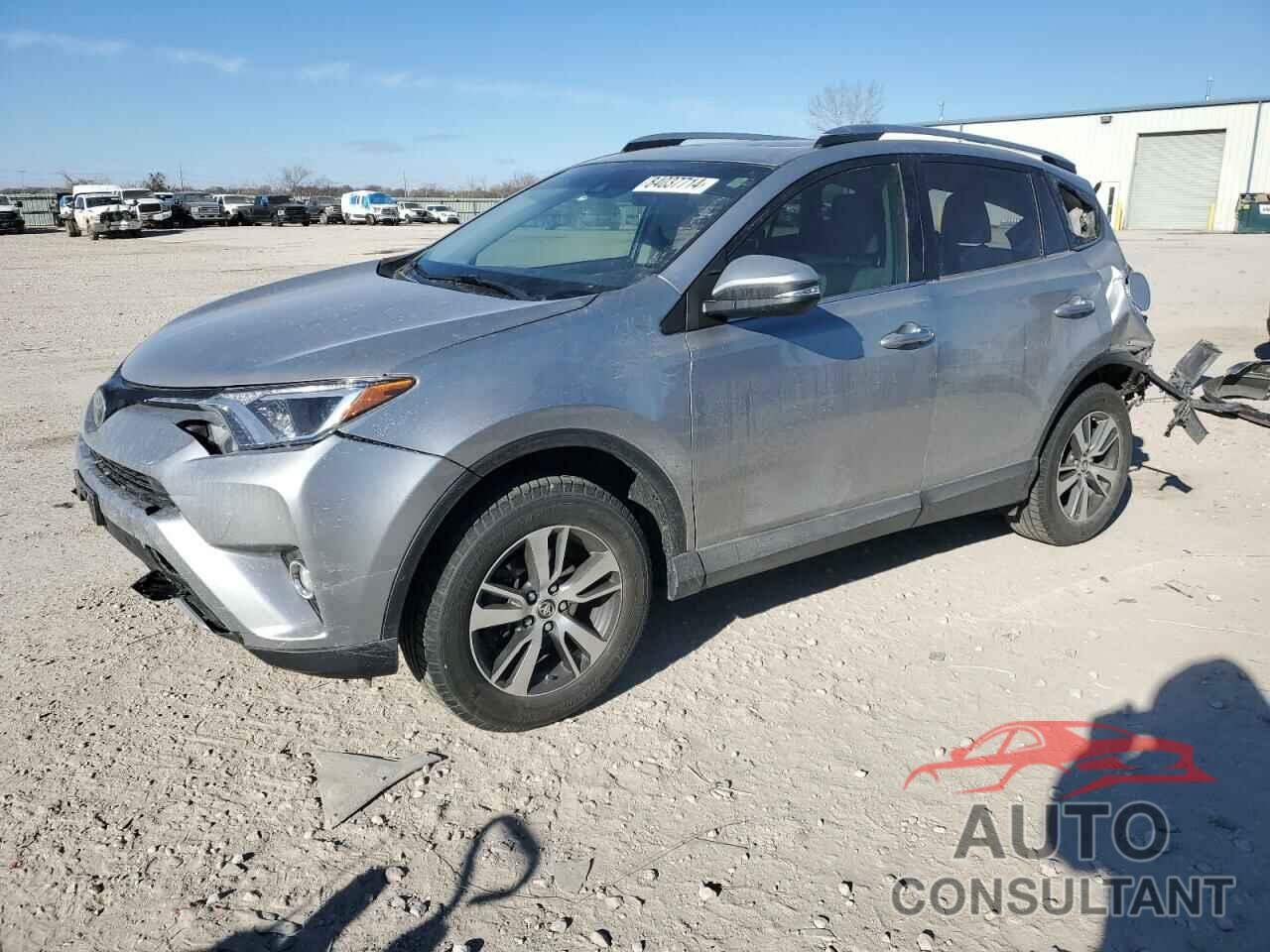 TOYOTA RAV4 2018 - JTMRFREV4JJ211308