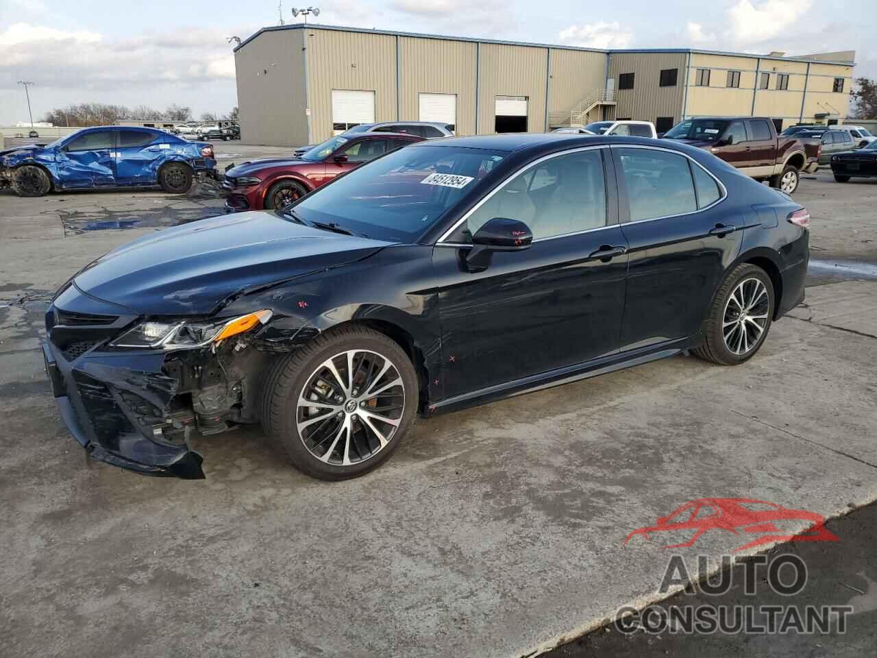 TOYOTA CAMRY 2020 - 4T1G11AK4LU317189