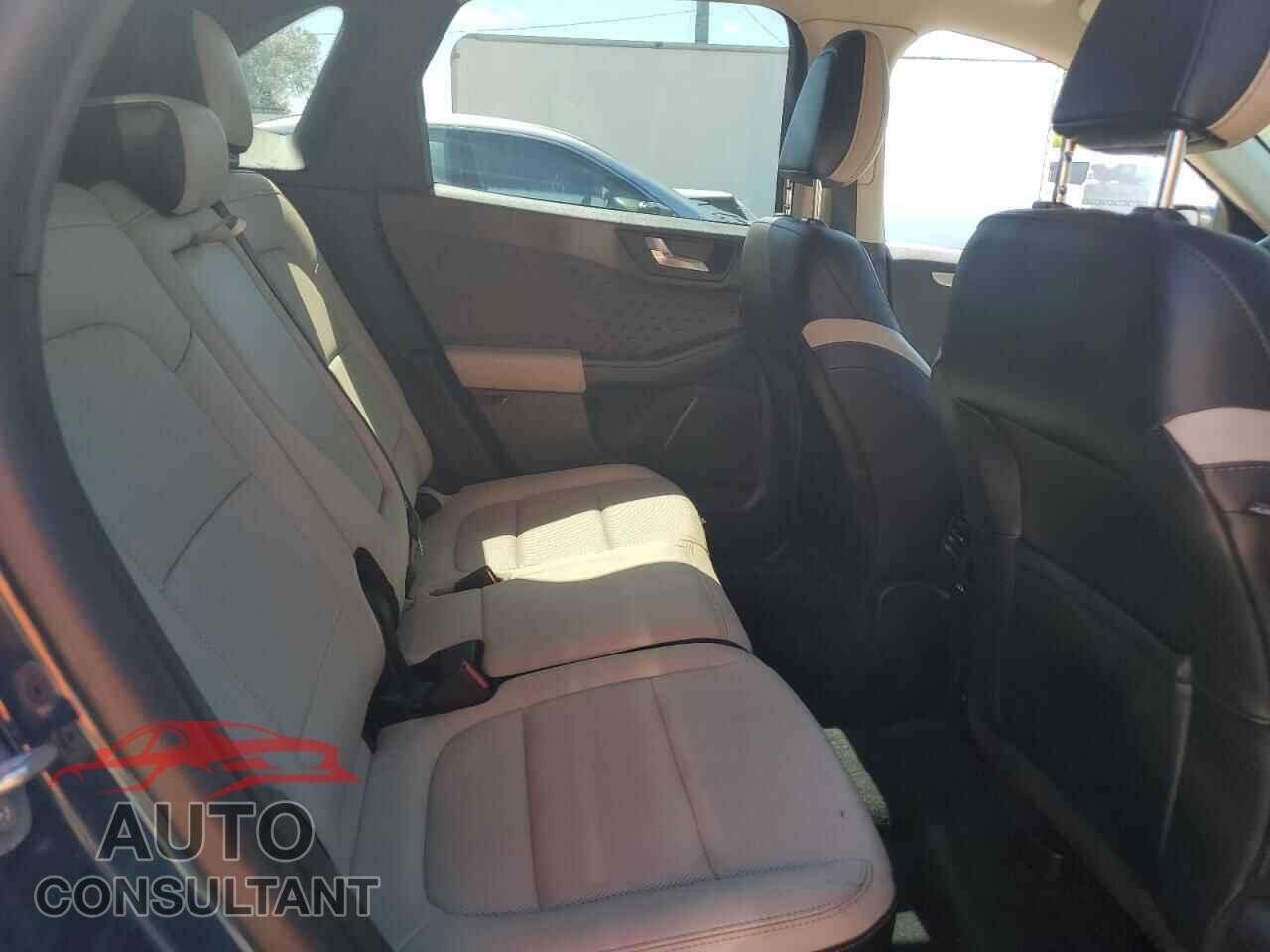 FORD ESCAPE 2020 - 1FMCU0H67LUA06400