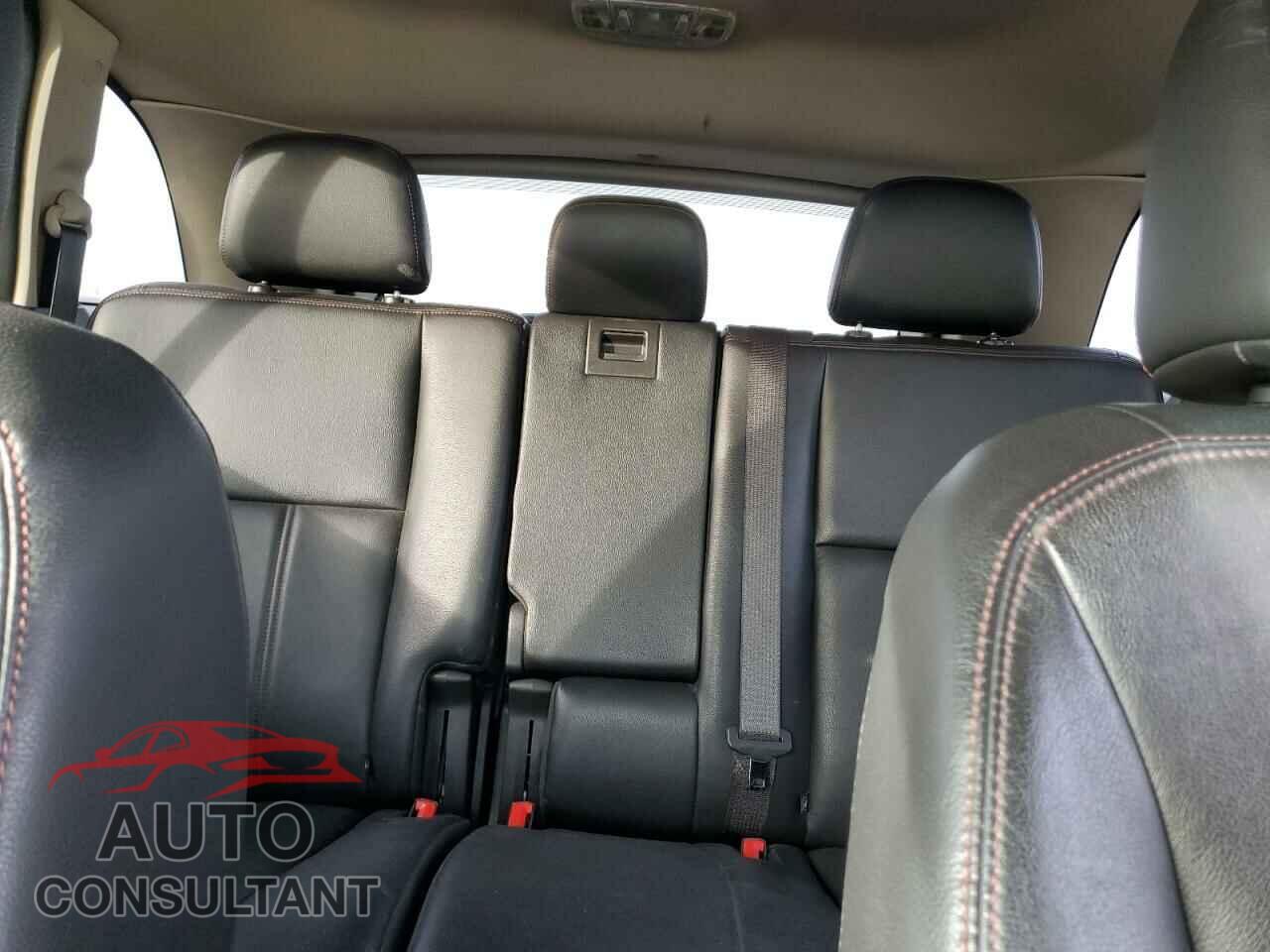FORD EDGE 2011 - 2FMDK3JC0BBA85487
