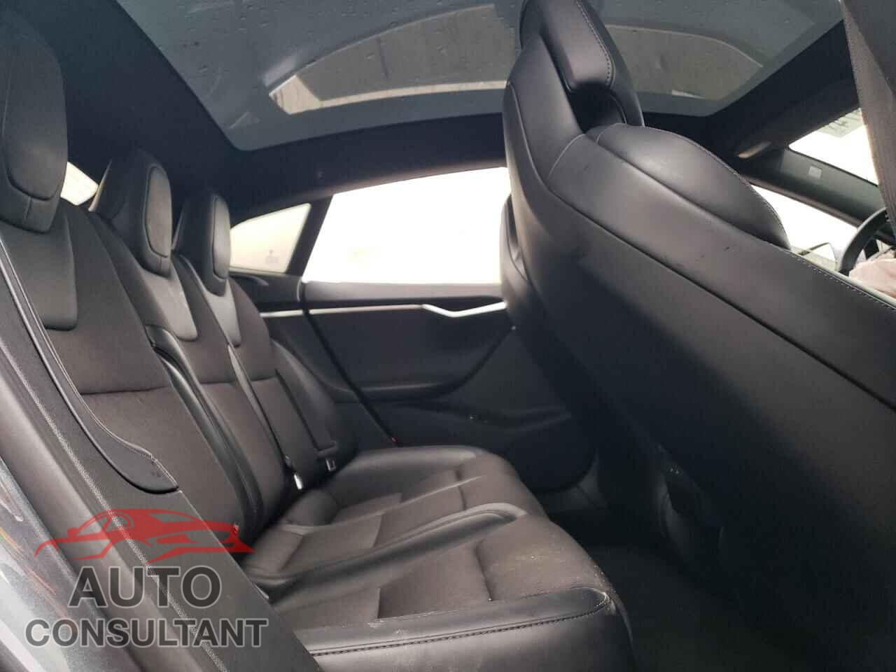TESLA MODEL S 2017 - 5YJSA1E1XHF210860