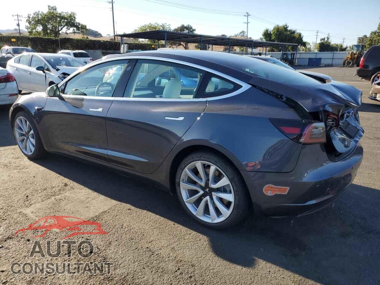 TESLA MODEL 3 2019 - 5YJ3E1EA7KF543033