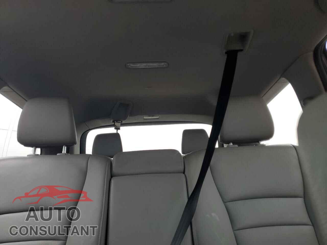 HONDA PILOT 2017 - 5FNYF6H55HB080770