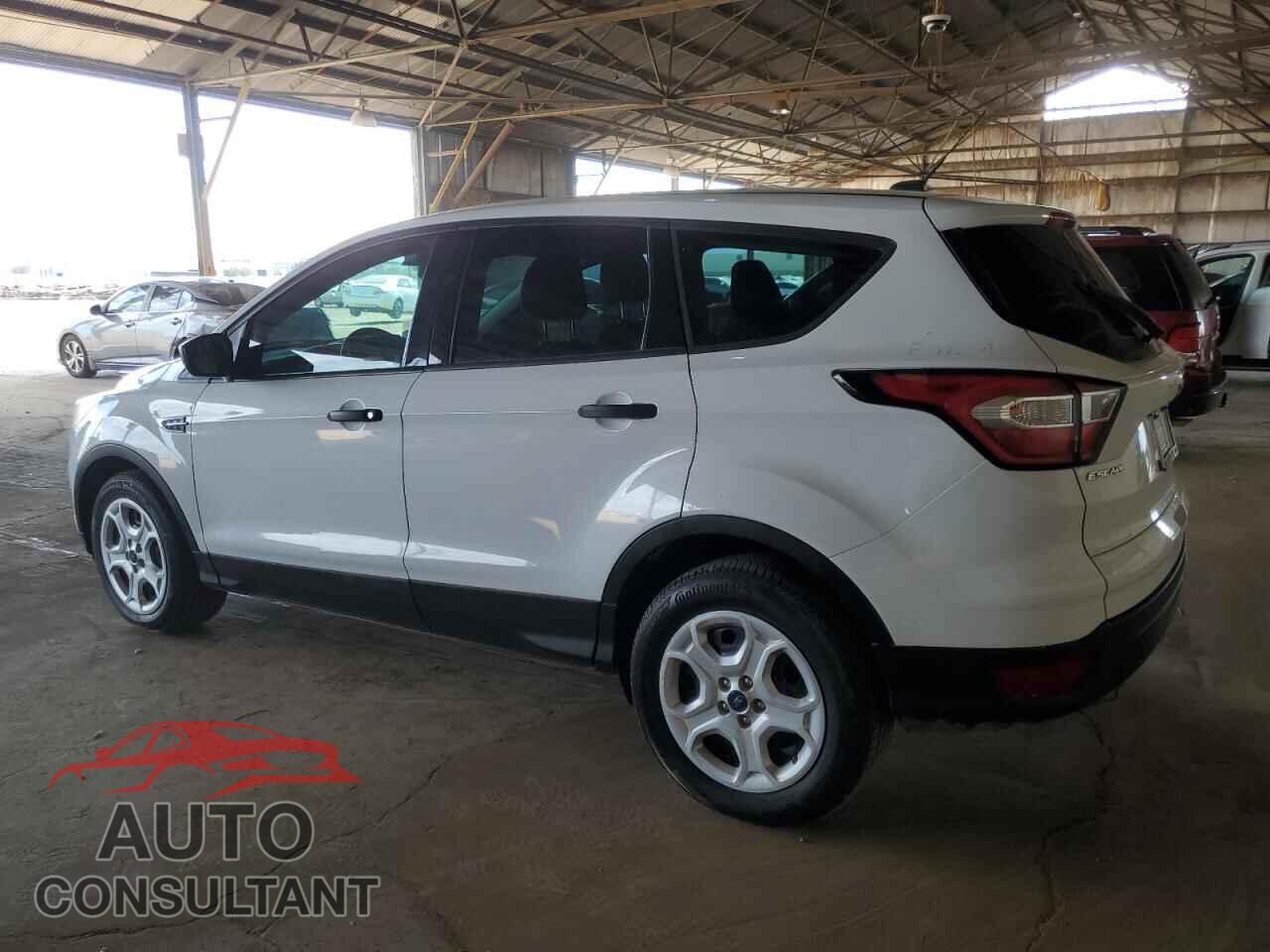 FORD ESCAPE 2017 - 1FMCU0F76HUC82201