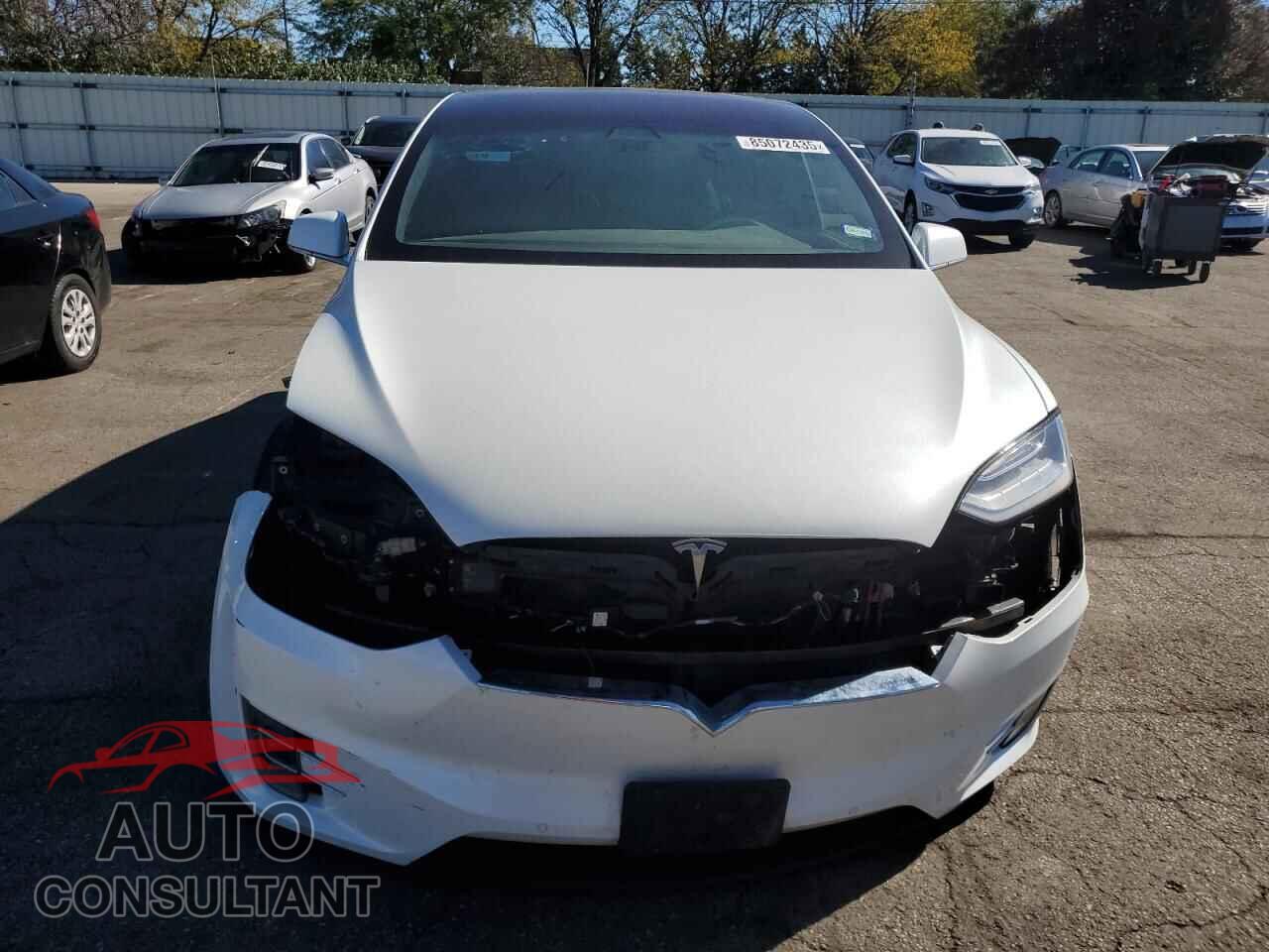 TESLA MODEL X 2017 - 5YJXCBE24HF076684