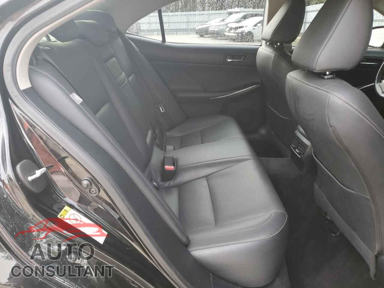 LEXUS IS 2014 - JTHCF1D27E5007050