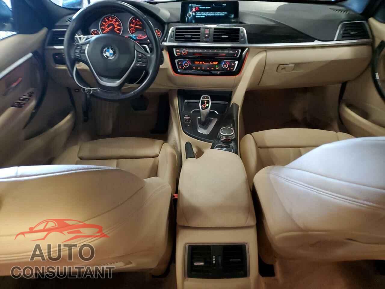 BMW 3 SERIES 2016 - WBA8E3G51GNU02157