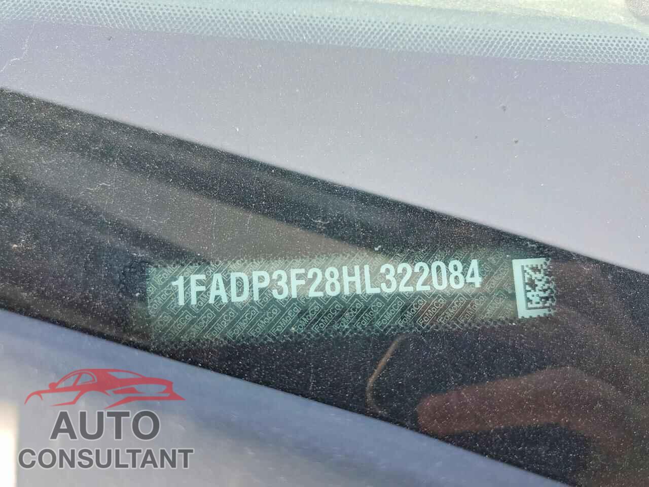 FORD FOCUS 2017 - 1FADP3F28HL322084