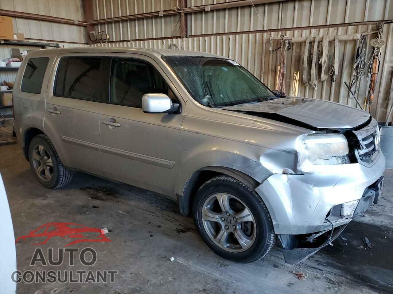 HONDA PILOT 2013 - 5FNYF3H72DB045162