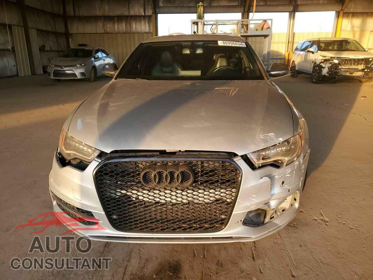 AUDI S6/RS6 2013 - WAUF2AFC7DN048497