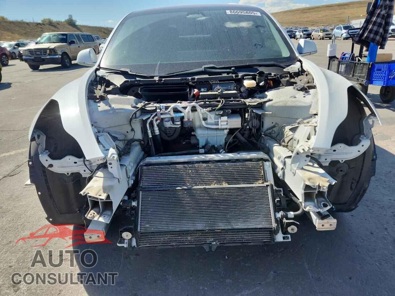 TESLA MODEL 3 2018 - 5YJ3E1EA3JF005685