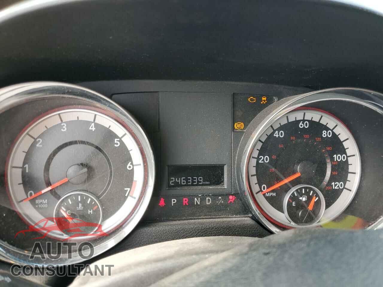 DODGE CARAVAN 2011 - 2D4RN3DG5BR617567
