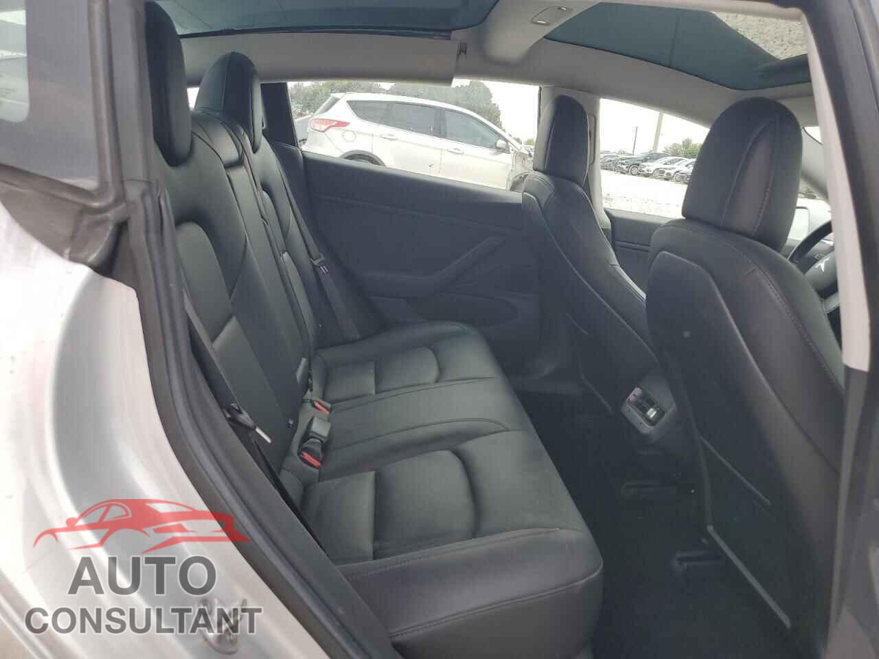TESLA MODEL 3 2018 - 5YJ3E1EB8JF054423