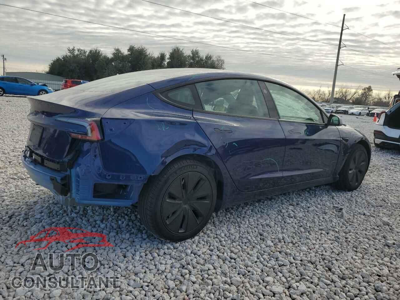 TESLA MODEL 3 2024 - 5YJ3E1EA1RF786377