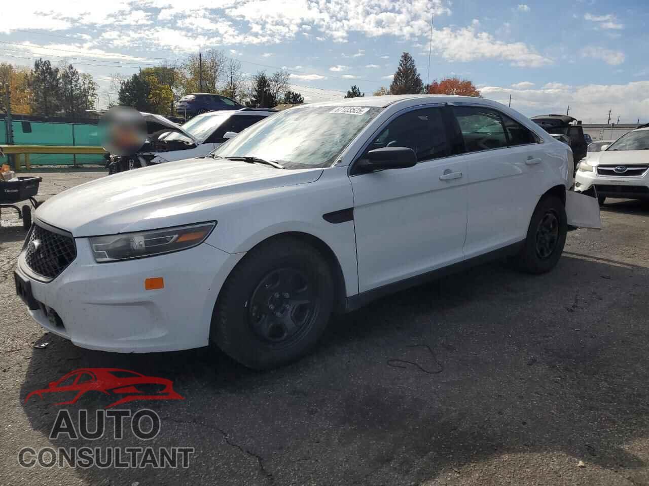 FORD TAURUS 2015 - 1FAHP2MK5FG163674