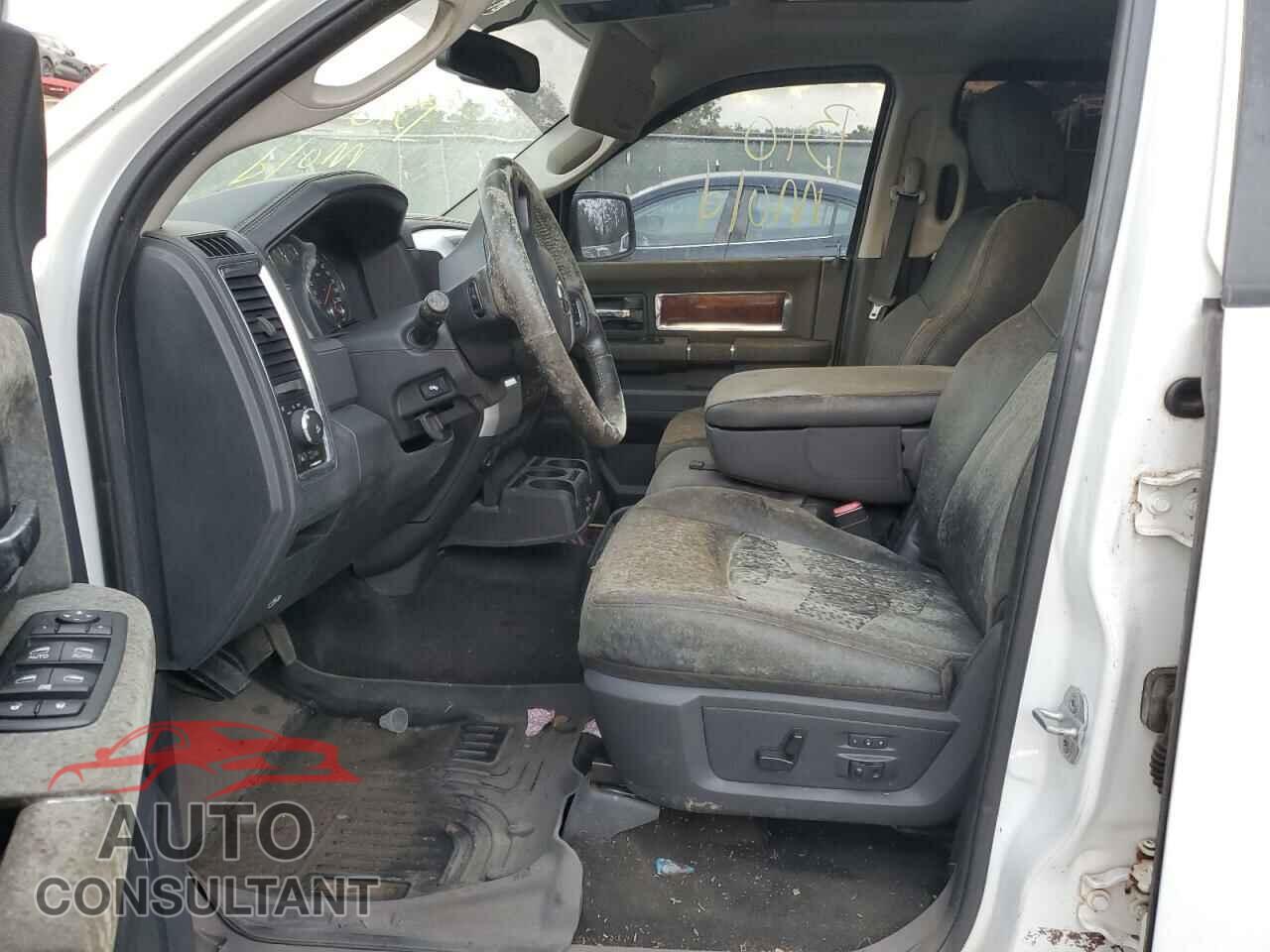 DODGE RAM 1500 2012 - 1C6RD7NT4CS211497